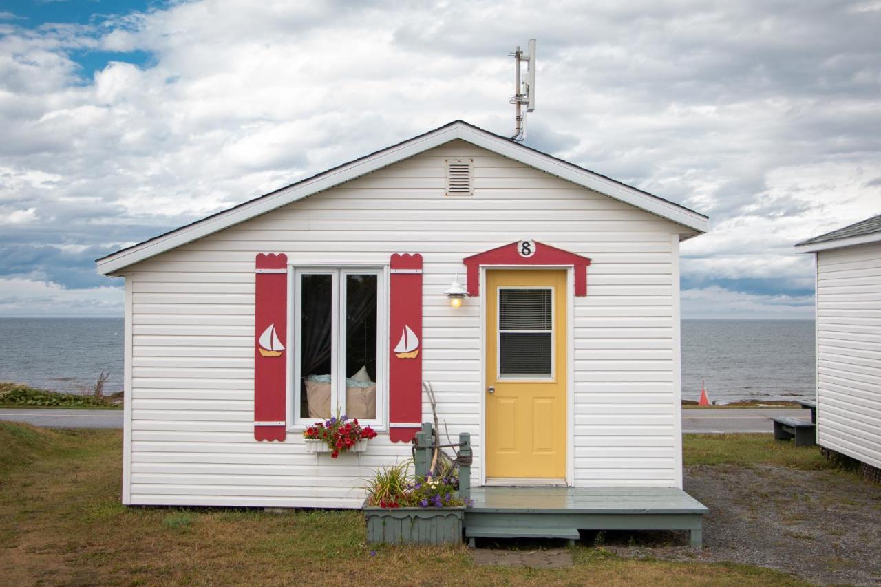 Les Cabines Du Phare Rimouski Exterior photo